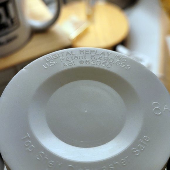 Set of 12 Vintage (2005) Collectible L.A. Dodgers Stadium Holo Cups ⚾⚾⚾ - Picture 8 of 11